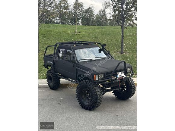 24 AY SENETLE 1987 MODEL TOYOTA HİLUX LN 2.4D TURBOLU 4X4