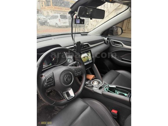 EXPERTİZ FOTOĞRAFLARDA MEVCUT