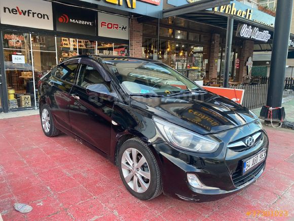 Sahibinden Hyundai Accent Blue 1.4 CVVT Mode Plus 2013 Model