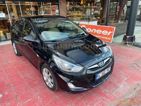 Sahibinden Hyundai Accent Blue 1.4 CVVT Mode Plus 2013 Model