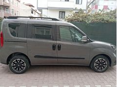 Sahibinden Fiat Doblo combi Panorama 1.6 Multijet Premio 2018 Model  230.000 km Gri (titanyum)