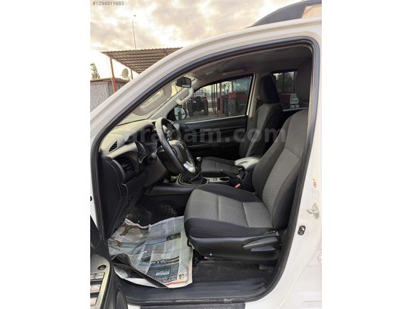 2015 MDL+TOYOTA+HILUX+4X2