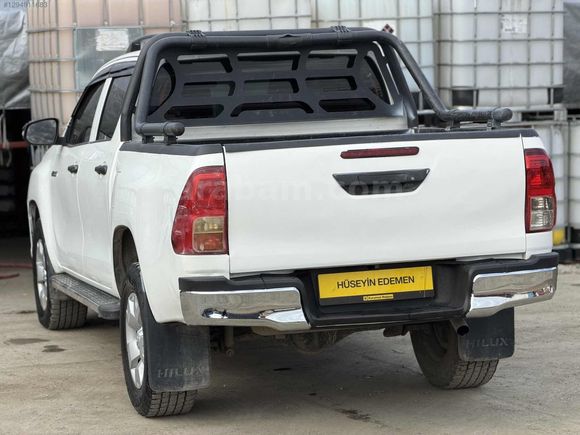 2015 MDL+TOYOTA+HILUX+4X2