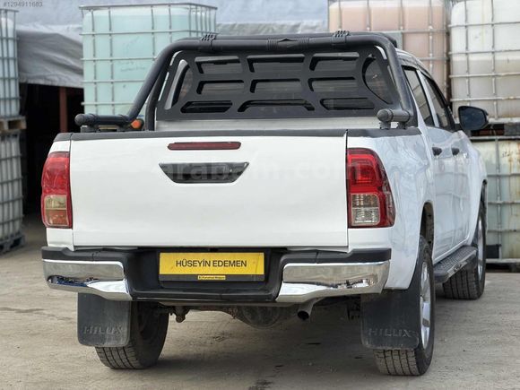 2015 MDL+TOYOTA+HILUX+4X2