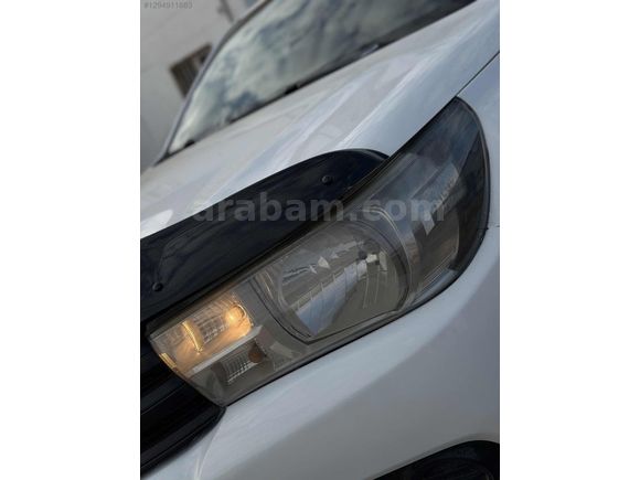 2015 MDL+TOYOTA+HILUX+4X2