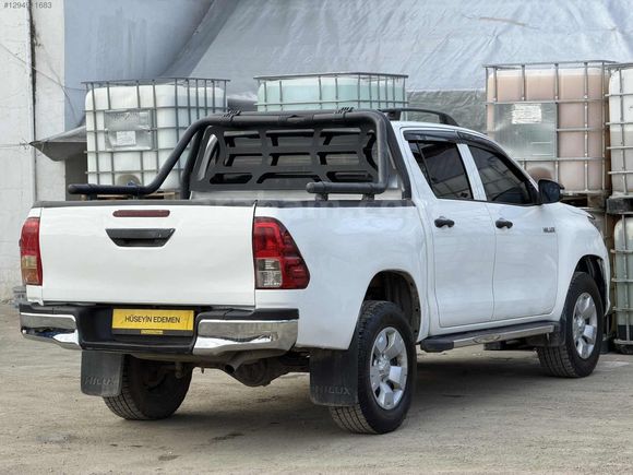 2015 MDL+TOYOTA+HILUX+4X2