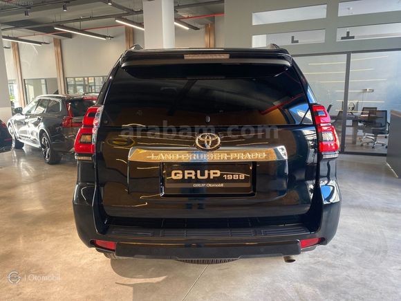 GRUP OTOMOBİL 2023 TOYOTA LAND CRUİSER PRADO 2.8 D4D BAYİ