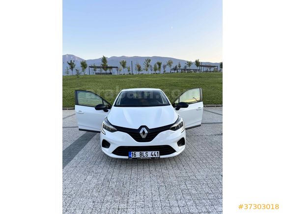 Sahibinden Renault Clio 1.0 TCe Joy 2022 Model 