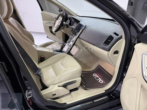 VOLVO XC60 ADVANCE DİRKSYN ISITMA GERİ GRŞ NAVİGASYON F1 HATASIZ