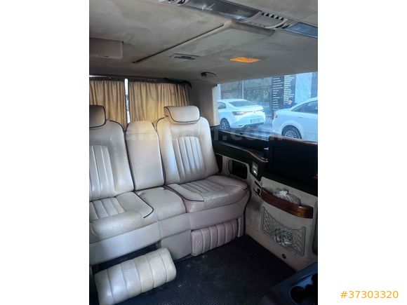 Sahibinden Volkswagen Caravelle 2.0 TDI Comfortline 2014 Model  205.000 km Siyah