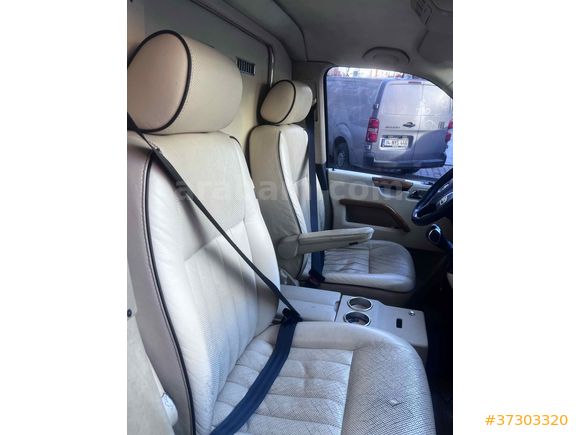 Sahibinden Volkswagen Caravelle 2.0 TDI Comfortline 2014 Model  205.000 km Siyah