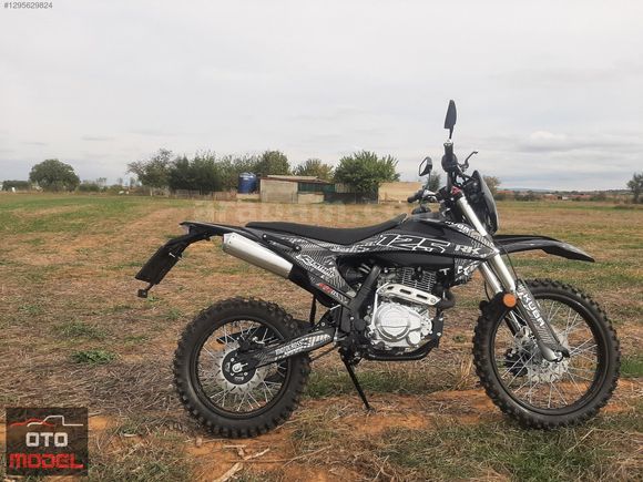 12 TAKSİT 125 cc CROSS SİYAH KUBA RACE PLAKALI RUHSATLI HAZIR