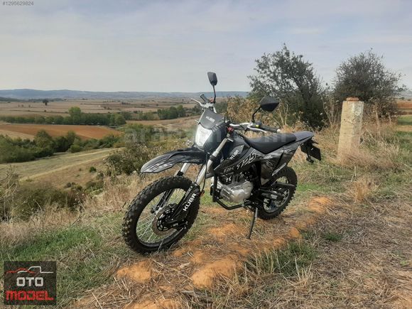 12 TAKSİT 125 cc CROSS SİYAH KUBA RACE PLAKALI RUHSATLI HAZIR