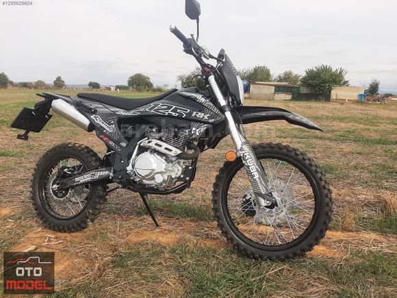12 TAKSİT 125 cc CROSS SİYAH KUBA RACE PLAKALI RUHSATLI HAZIR