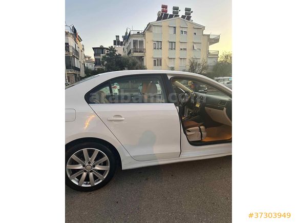 Sahibinden Volkswagen Jetta 1.4 TSi BlueMotion Comfortline 2015 Model 