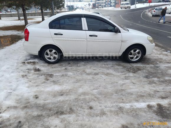Sahibinden Hyundai Accent Era 1.4 Team 2011 Model