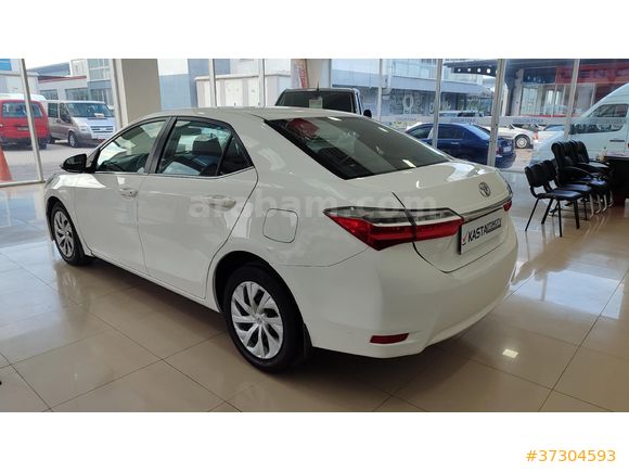 Toyota Corolla 1.4 D-4D Advance OTM.2017 MODEL DEĞİŞENSİZ !!!!!!