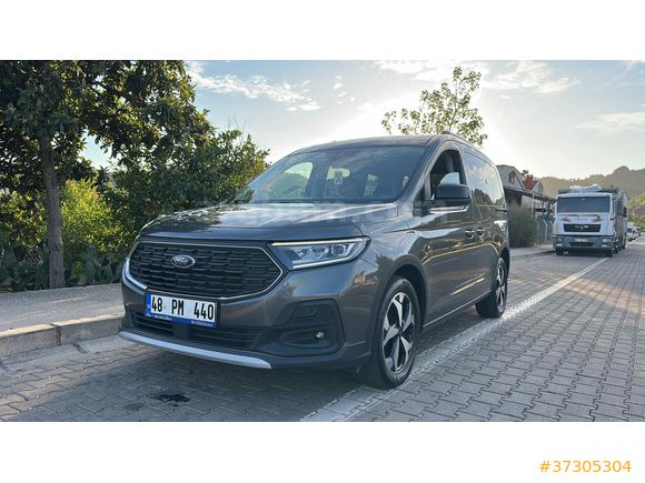 Sahibinden Ford Tourneo Connect 2.0 EcoBlue Active 2024 Model 