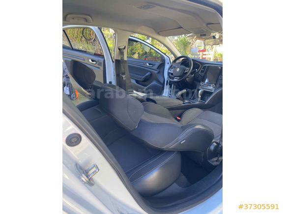 Sahibinden Renault Megane 1.5 Blue DCI Touch 2020 Model 