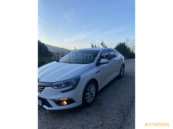 Sahibinden Renault Megane 1.5 Blue DCI Touch 2020 Model 