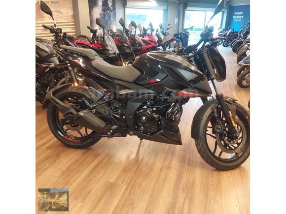 BAJAJ N 250 CC