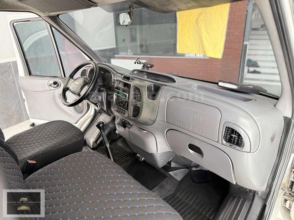 BAŞKENT'DEN KISA ŞASİ 125 330S JOURNEY 2006 FORD TRANSİT.