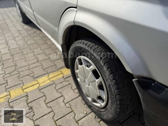 BAŞKENT'DEN KISA ŞASİ 125 330S JOURNEY 2006 FORD TRANSİT.