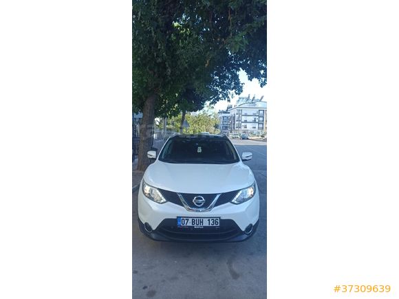 Sahibinden Nissan Qashqai 1.2 DIG-T Sky Pack 2014 Model Antalya 124.000 km Beyaz