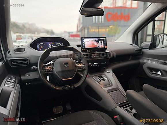 ÇİFTLİK AUTO'DAN HATASIZ BOYASIZ 22.000KM
