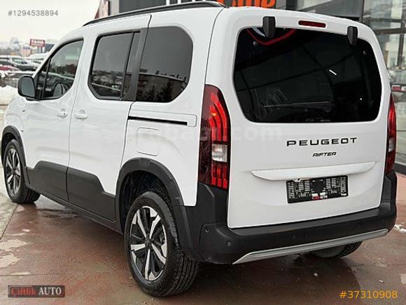 ÇİFTLİK AUTO'DAN HATASIZ BOYASIZ 22.000KM