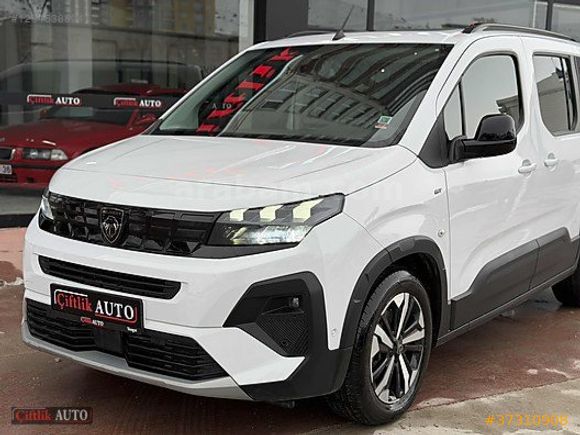ÇİFTLİK AUTO'DAN HATASIZ BOYASIZ 22.000KM