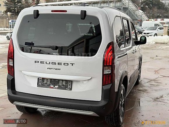 ÇİFTLİK AUTO'DAN HATASIZ BOYASIZ 22.000KM