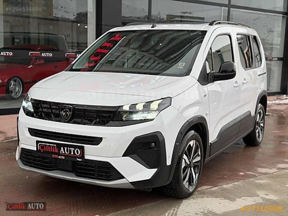 ÇİFTLİK AUTO'DAN HATASIZ BOYASIZ 22.000KM