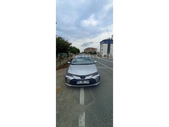 Sahibinden Toyota Corolla 1.5 Flame X-Pack 2022 Model  81.000 km Gri (Gümüş)