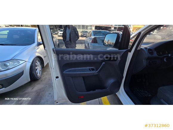 Galeriden Volkswagen Caddy 1.6 TDI Maxi Van 2014 Model Gaziantep