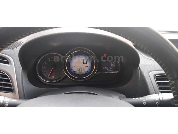 Sahibinden Renault Megane 1.6 Touch 2013 Model