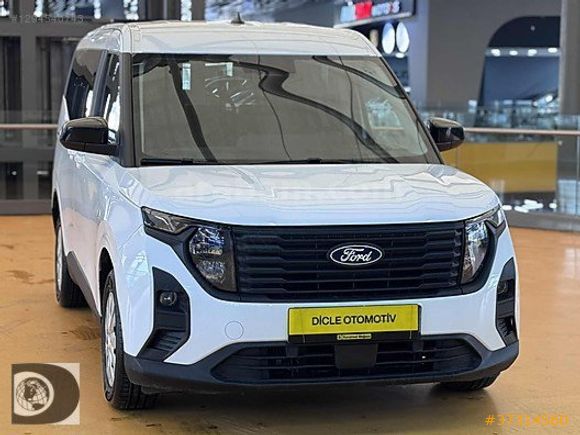 DİCLE OTO*DAN 2024 COURİER DELUXE TAMAMINA KREDİ TAKAS İMKANI
