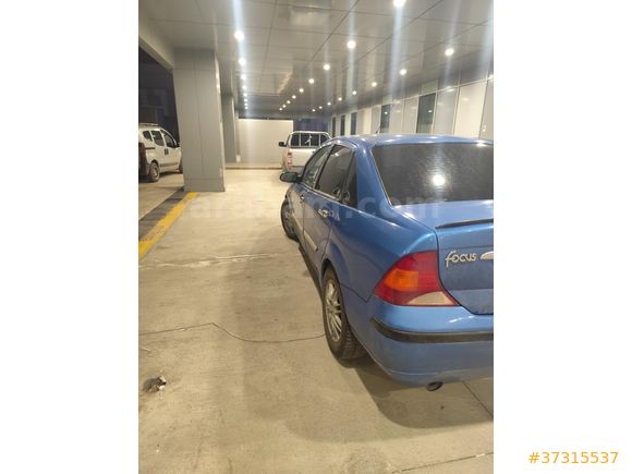 Sahibinden Ford Focus 1.6 Ghia 2000 Model