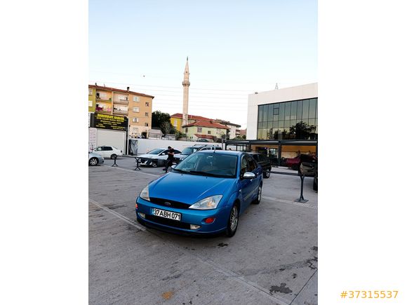 Sahibinden Ford Focus 1.6 Ghia 2000 Model