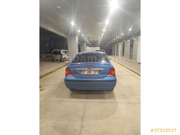 Sahibinden Ford Focus 1.6 Ghia 2000 Model