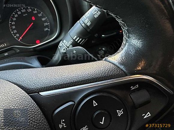 2021 MODEL OPEL COMBO ULTİMATE DEĞİŞENSİZ CAM TAVANLI 131.000 KM