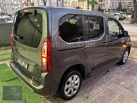 2021 MODEL OPEL COMBO ULTİMATE DEĞİŞENSİZ CAM TAVANLI 131.000 KM