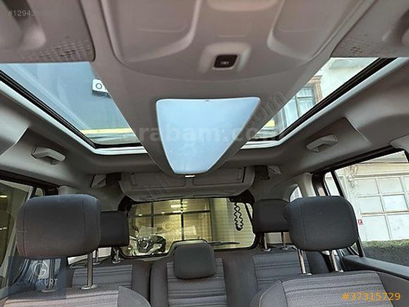 2021 MODEL OPEL COMBO ULTİMATE DEĞİŞENSİZ CAM TAVANLI 131.000 KM