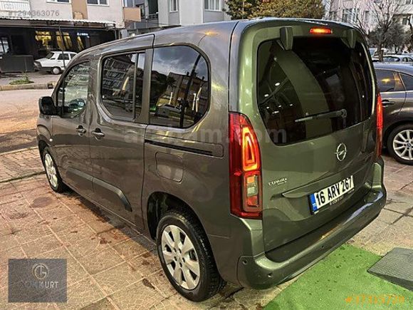2021 MODEL OPEL COMBO ULTİMATE DEĞİŞENSİZ CAM TAVANLI 131.000 KM