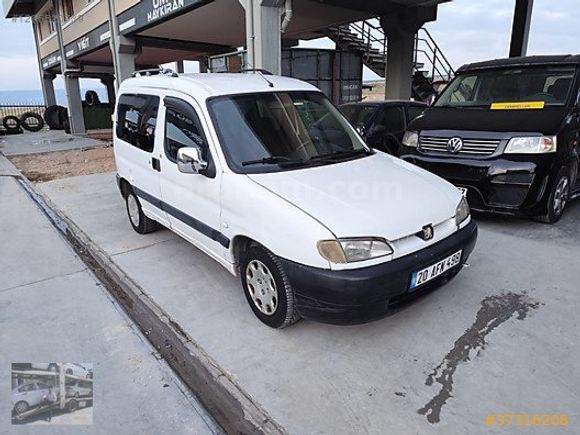 Otomobil Ruhsatlı 2 senelik vize pejo Partner çift sürgü kapı
