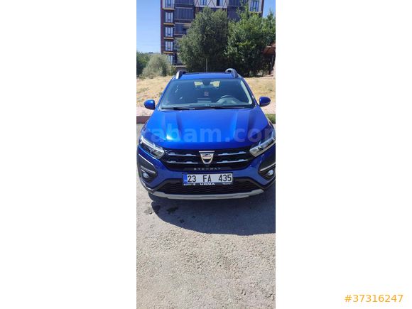Sahibinden Dacia Sandero 1.0 Stepway 2021 Model 