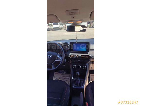 Sahibinden Dacia Sandero 1.0 Stepway 2021 Model 