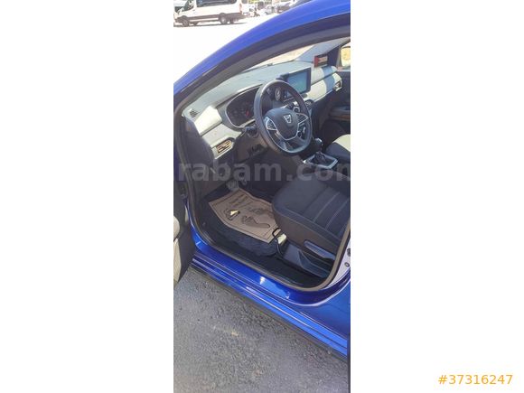 Sahibinden Dacia Sandero 1.0 Stepway 2021 Model 