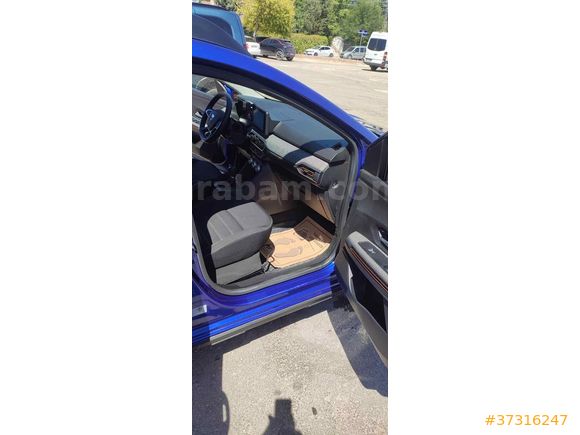 Sahibinden Dacia Sandero 1.0 Stepway 2021 Model 
