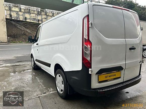 SET MOTORS FORT CUSTOM PANEL VAN